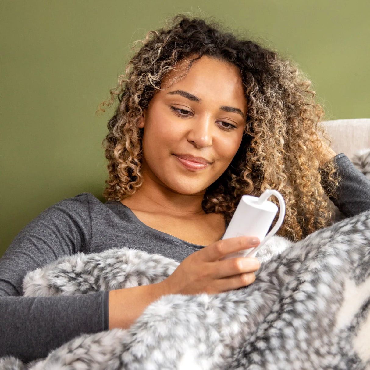 Luxury Faux Fur Heated Blanket