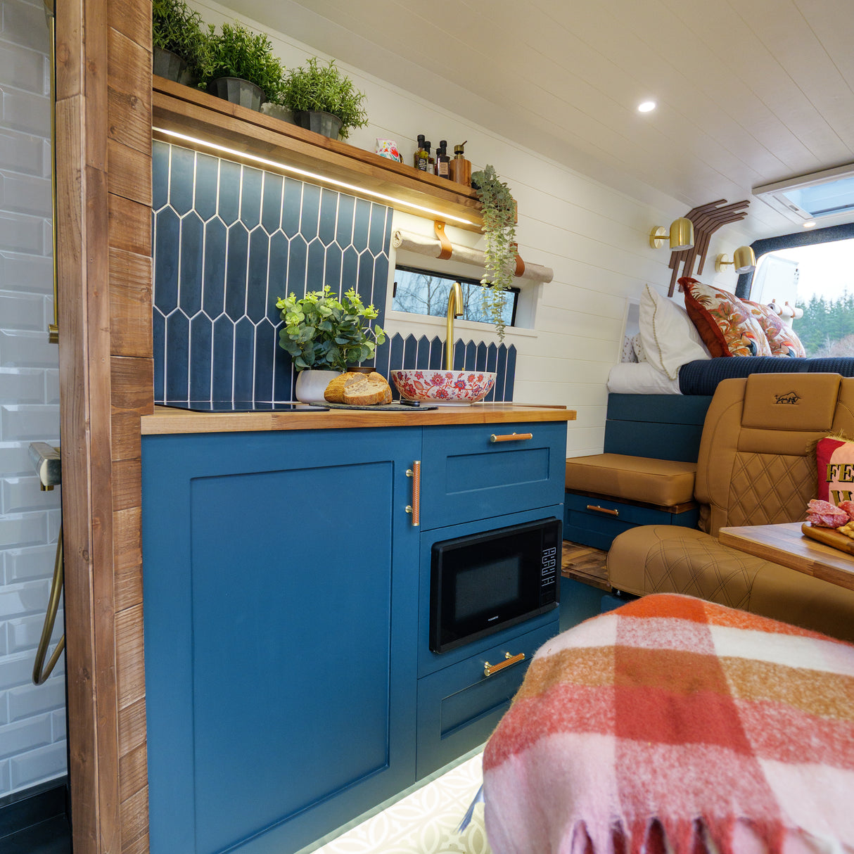 Emma - 4 Berth Automatic Luxury Campervan