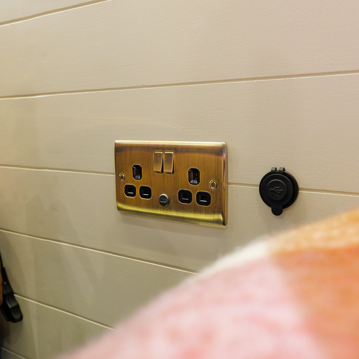 Emma - 4 Berth Automatic Luxury Campervan