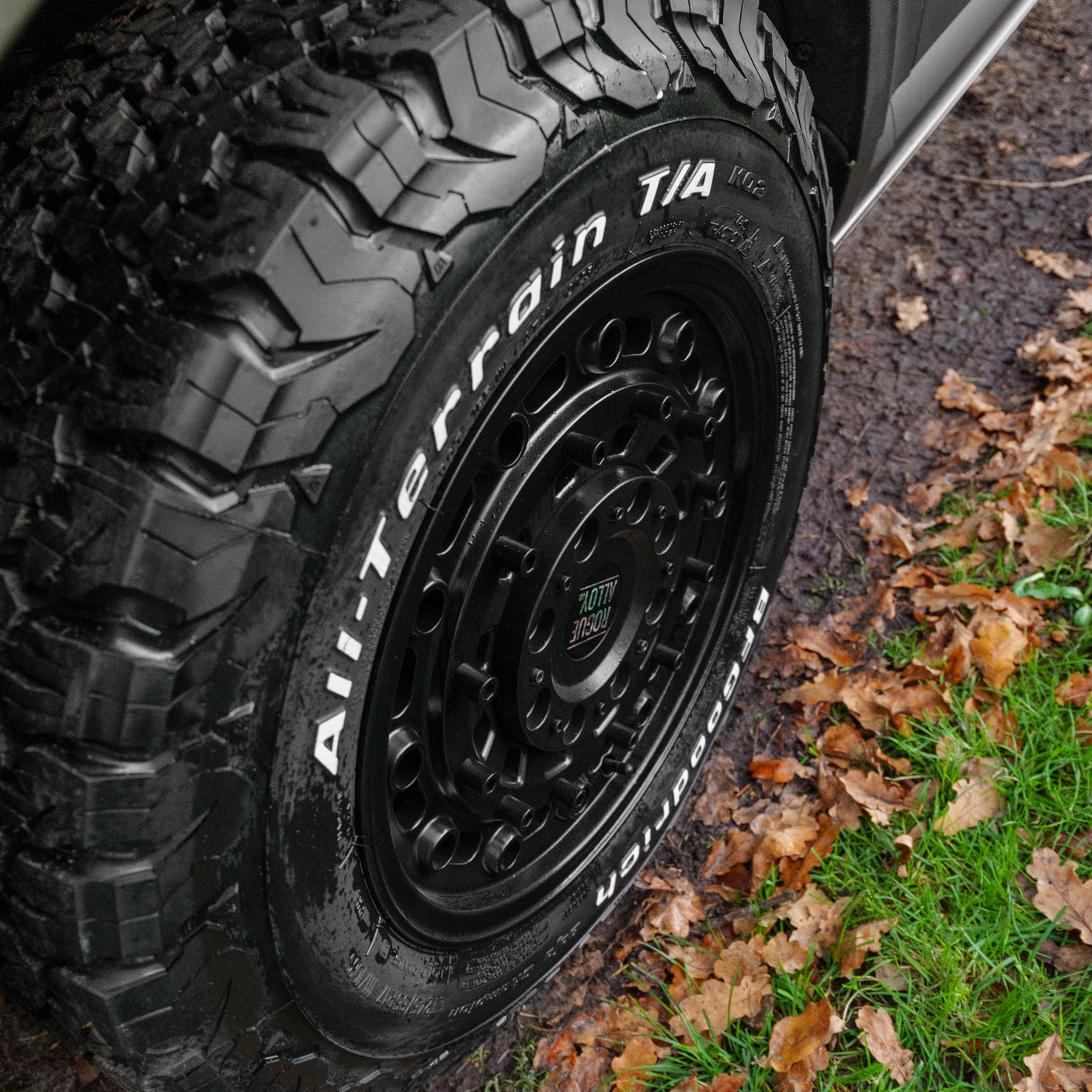 Heather - Automatic 3 Berth Luxury Campervan