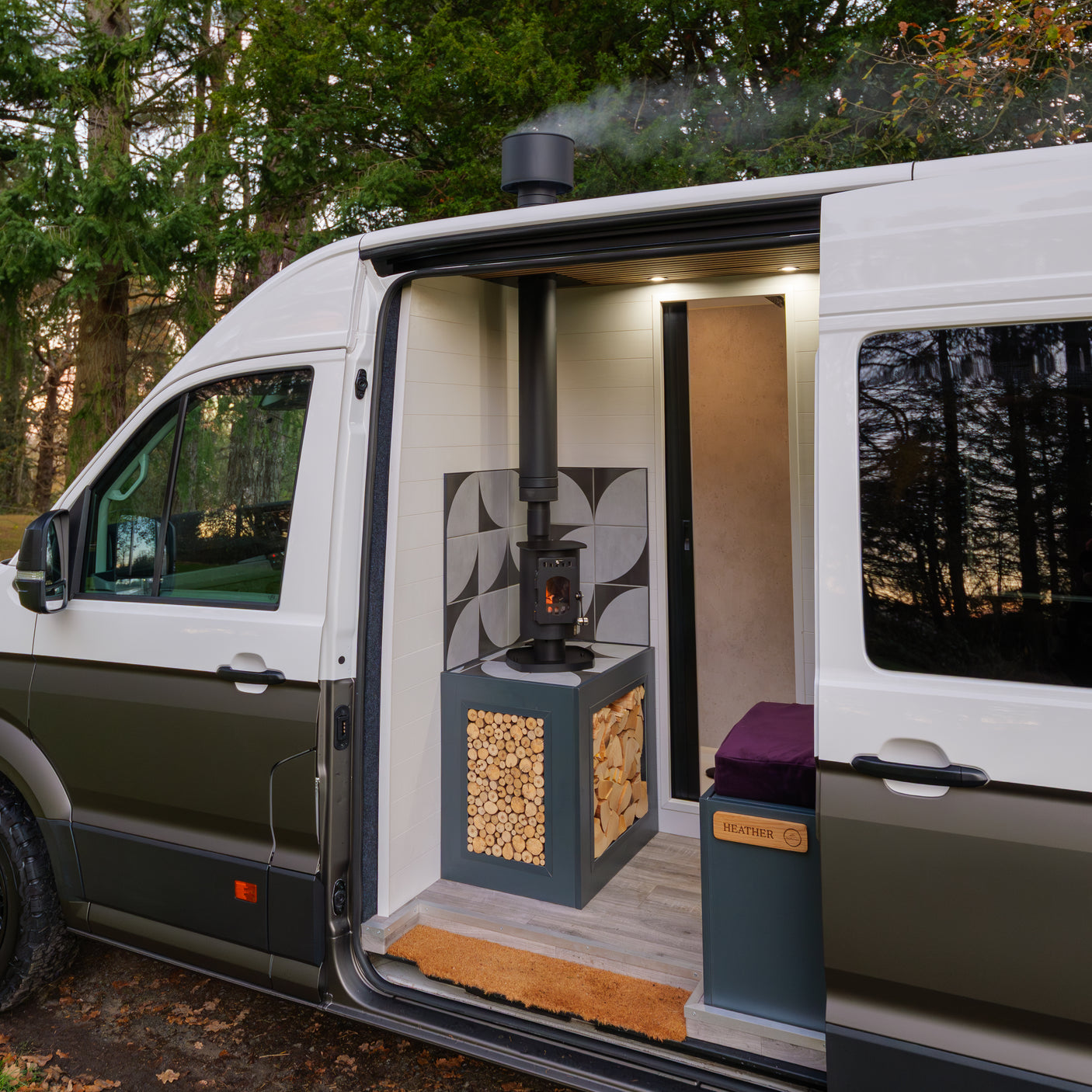 Heather - Automatic 3 Berth Luxury Campervan