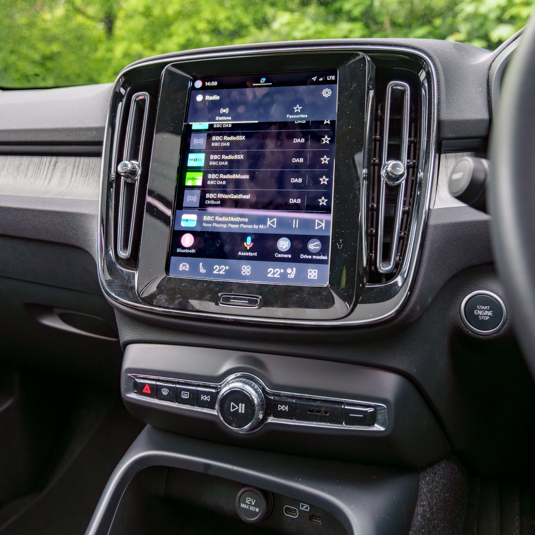 Volvo XC-40