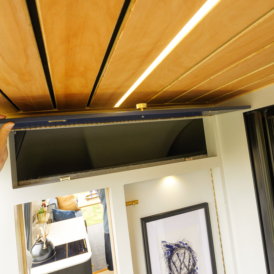 Amanda - The Ultimate 2 Berth Custom Campervan