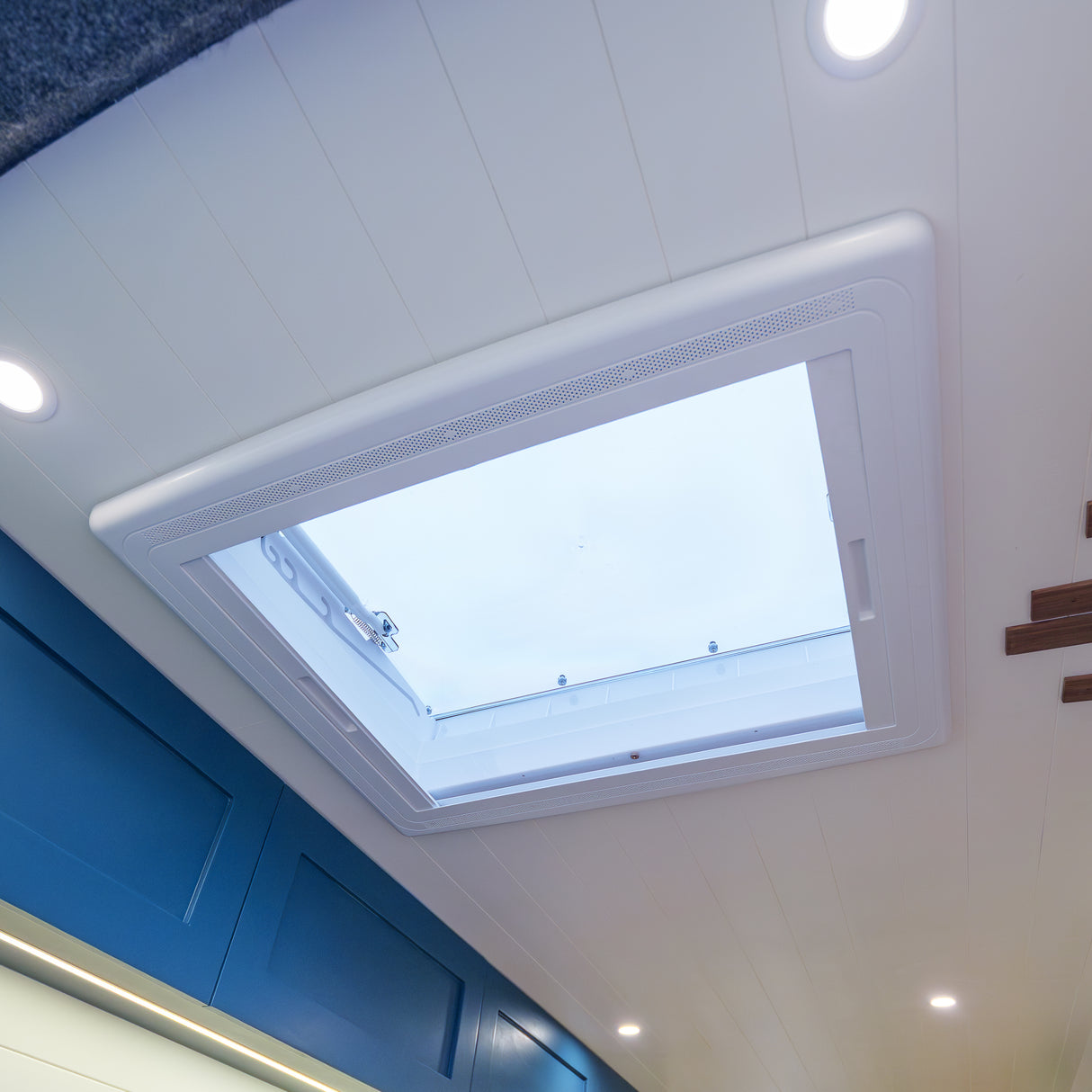 Emma - 4 Berth Automatic Luxury Campervan