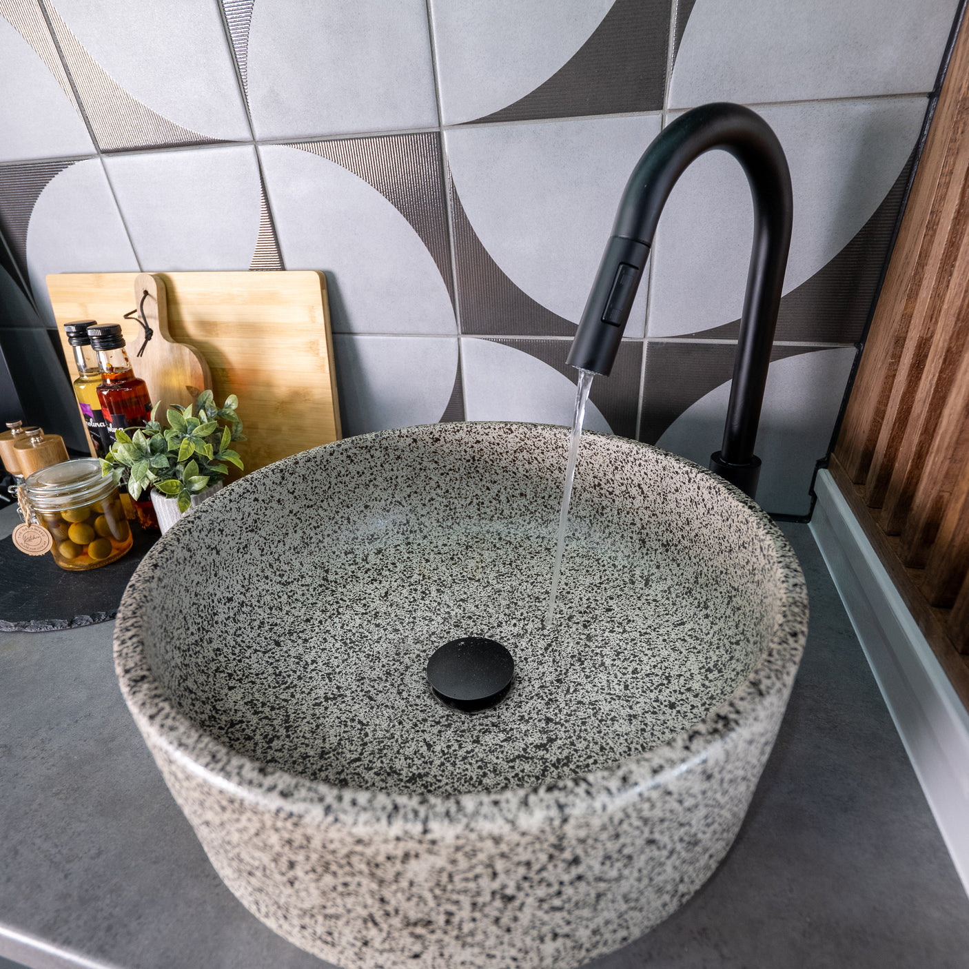 Heather - Automatic 3 Berth Luxury Campervan