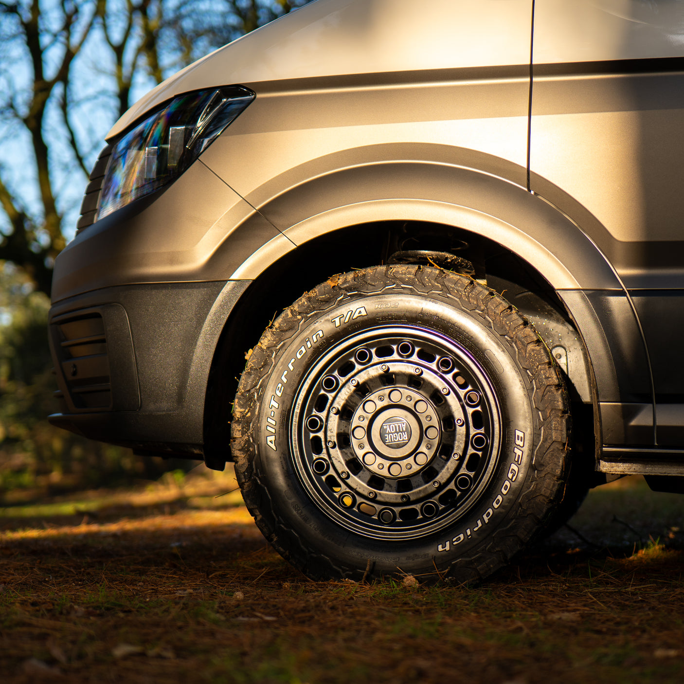 Heather - Automatic 3 Berth Luxury Campervan