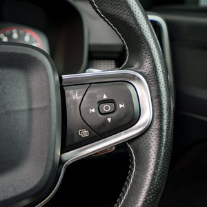 AUTOMATIC VOLVO XC40 R-DESIGN PRO