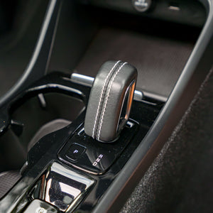 AUTOMATIC VOLVO XC40 R-DESIGN PRO